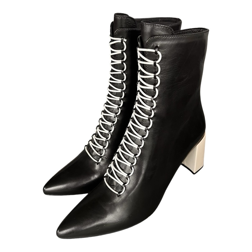 Tamara London Blade Pointed Toe Leather Boots Black and White Size 37 or US 6.5